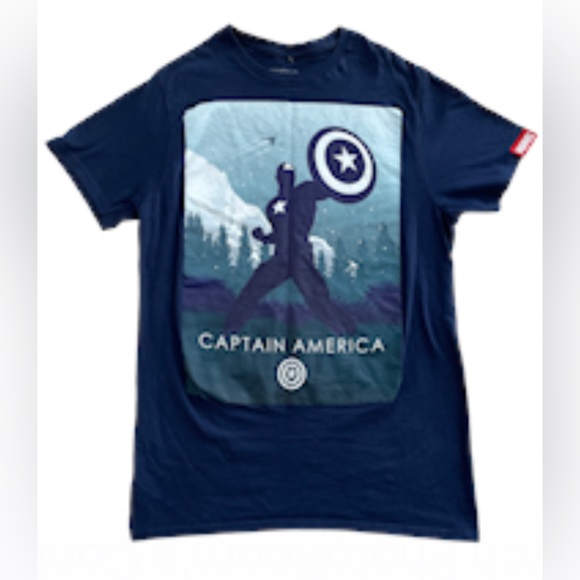 Marvel: Captain America Tee Shirt - Picture 4 of 11